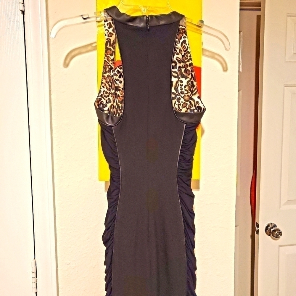 bebe | Black Bodycon Dress - Picture 4 of 5